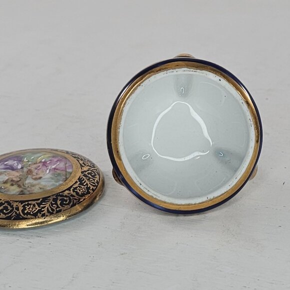 Limoges France Footed Trinket Box Cobalt Blue Gold Floral Design W/ Romantic Sce - Picture 9 of 10